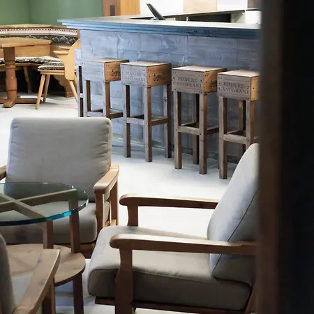 美乐好福酒店 4*